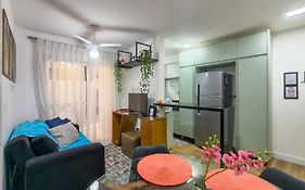 Apartamento 5min da praia, estacionamento, pet friendly
